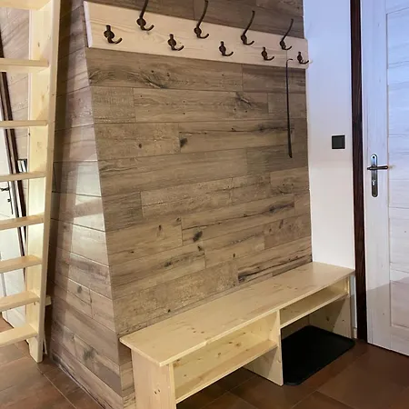 Chaloupka * 로끼뜨니쩨나드이제로우